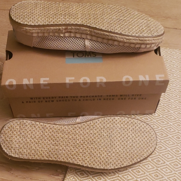 Toms classic natural mesh flat - Picture 4 of 4